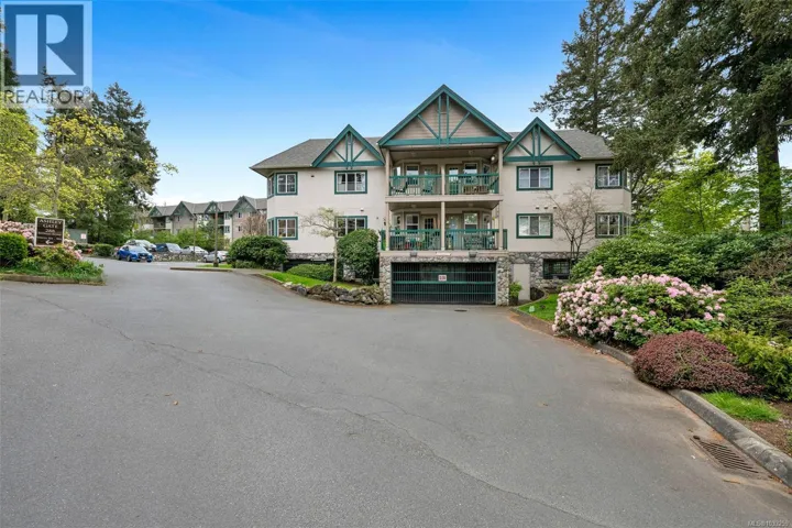 112 290 Island Hwy, View Royal, British Columbia V9B1G5