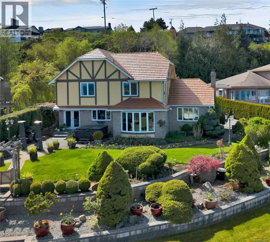 540 Ash St, Campbell River, British Columbia V9W5X2