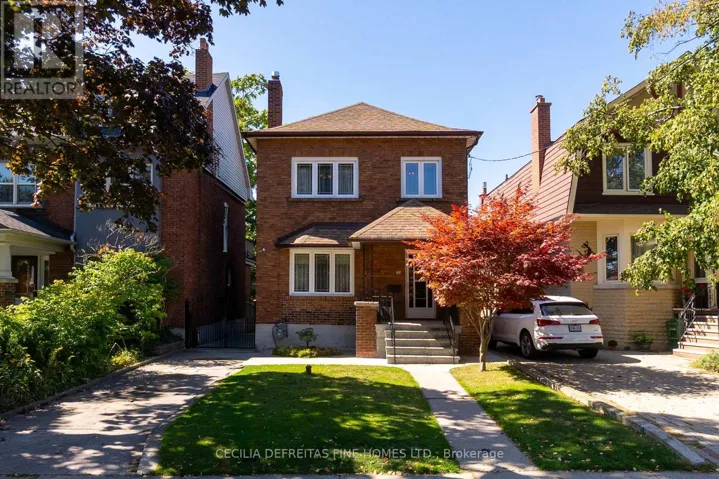 48 WESTMOUNT AVENUE, Toronto (Corso Italia-Davenport), Ontario M6H3K1