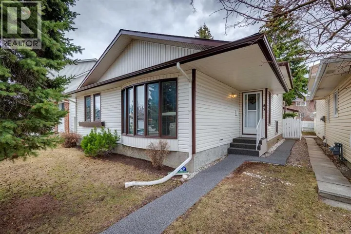 87 Edforth Road NW, Calgary, Alberta T3A3V8