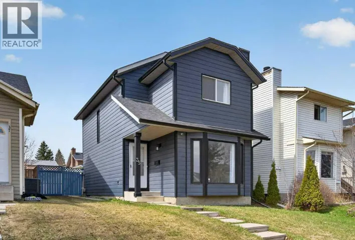 35 Martinview Crescent NE, Calgary, Alberta T3J2S2