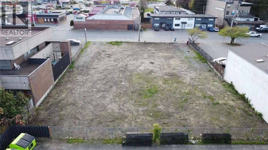 5865 York Rd, Duncan, British Columbia V9L3S2