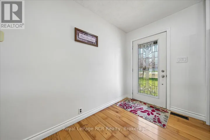 780