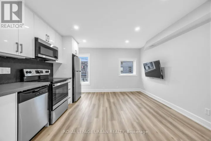 B - 851 DANFORTH AVENUE, Toronto (Blake-Jones), Ontario M4J1L2