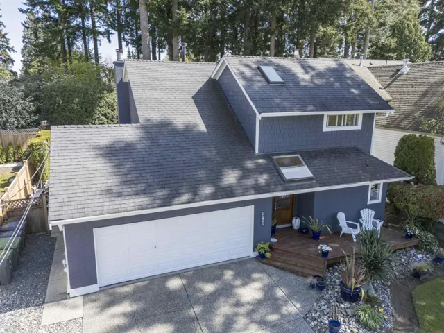 980 164 STREET, White Rock, British Columbia V4A4Y5