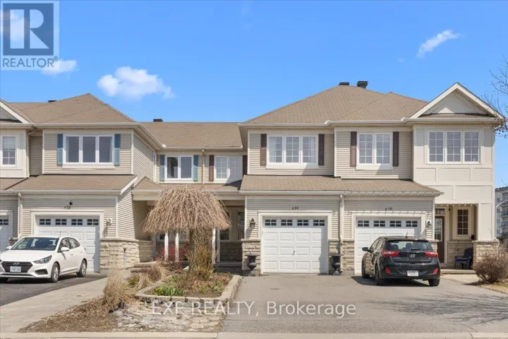 628 PEPPERVILLE CRESCENT, Ottawa, Ontario K2M0E8