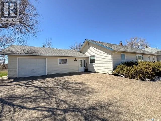 113 1st STREET, Swift Current Rm No. 137, Saskatchewan S9H4V1