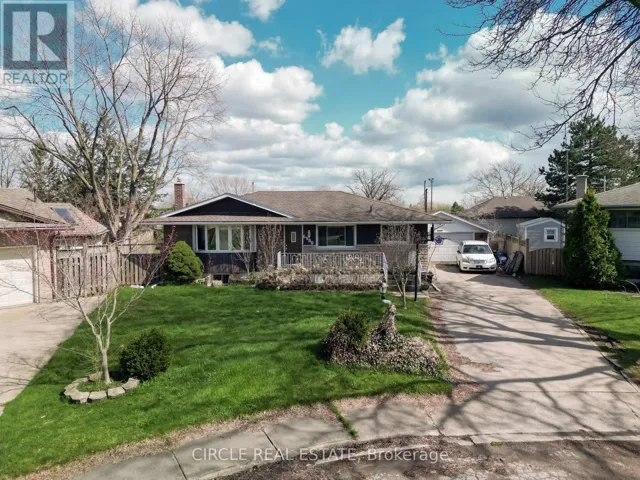 6980 CONCORD COURT, Niagara Falls (Arad/Fallsview), Ontario L2G5G6