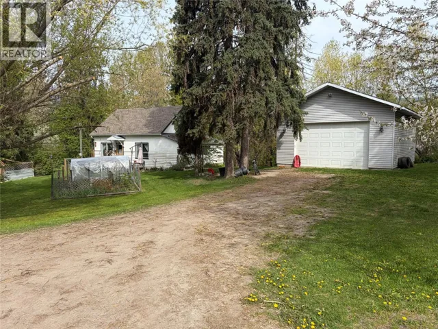 2370 Lakeshore Road NE, Salmon Arm, British Columbia V1E3X9