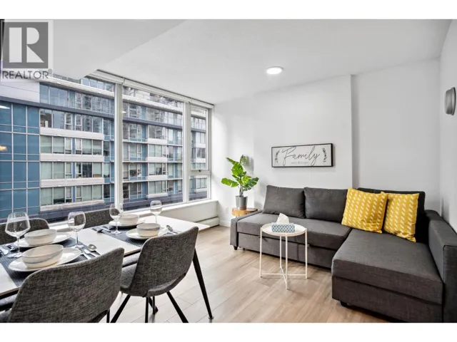 605 618 ABBOTT STREET, Vancouver, British Columbia V6B0C1