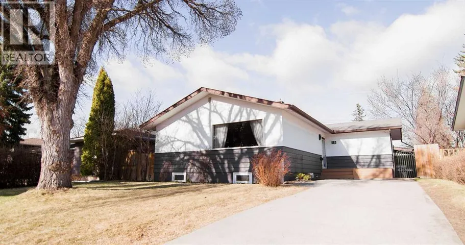 15 Hamlet Road SW, Calgary, Alberta T2V3C9