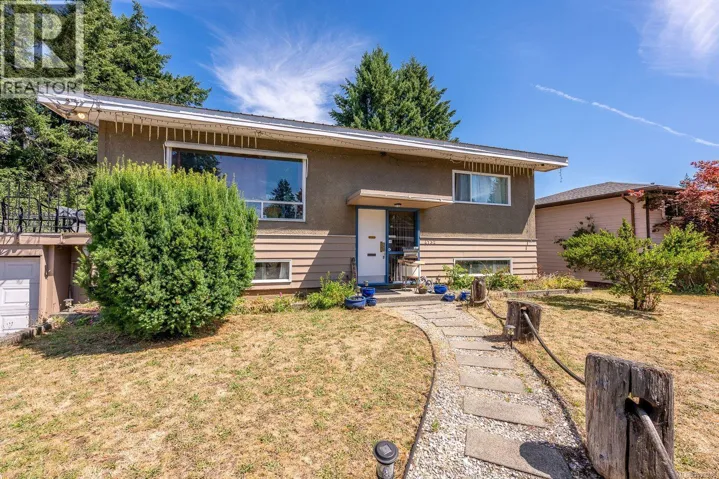 4732 Oakridge Dr, Courtenay, British Columbia V9N6A8