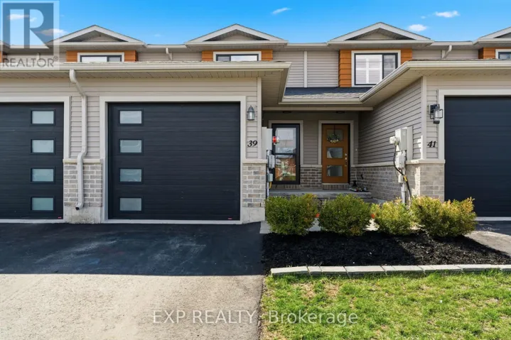 39 RIDGEWAY PLACE, Belleville (Belleville Ward), Ontario K8P5G3