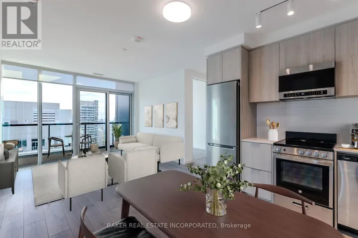 3902 - 223 REDPATH AVENUE, Toronto (Mount Pleasant West), Ontario M4P0E8