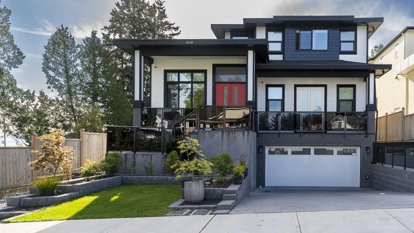 937 160B STREET, Surrey, British Columbia V4A9A7