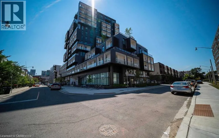 80 VANAULEY Street Unit# 120, Toronto, Ontario M5T0C9