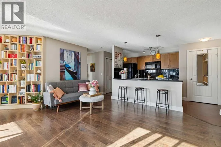 3, 121 Village Heights SW, Calgary, Alberta T3H2L2
