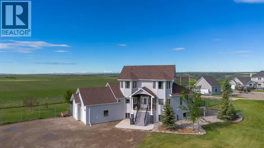 406 Meadow Lark Drive, Rural Lethbridge County, Alberta T1J4R9