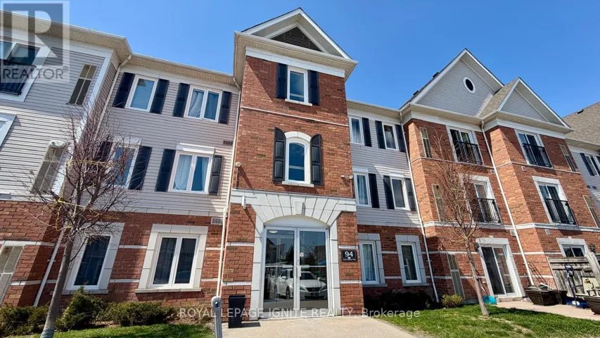 209 - 94 ASPEN SPRINGS DRIVE, Clarington (Bowmanville), Ontario L1C5N4