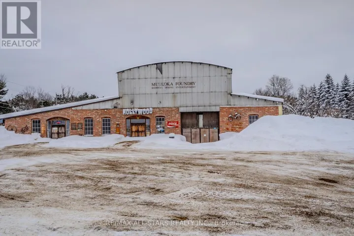101 ENTRANCE DRIVE, Bracebridge (Macaulay), Ontario P1L1H3