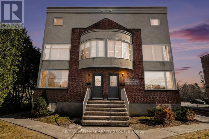 15 - 1204 SHILLINGTON AVENUE, Ottawa, Ontario K1Z7Z4