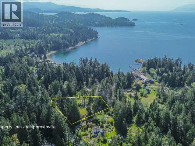 12149 SCOTCH FIR POINT RD, Powell River, British Columbia V8A0M4