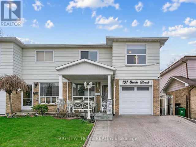 137 BEECH STREET, Brampton (Brampton North), Ontario L6V2Z2