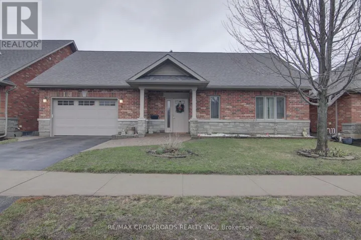 8 GREEN ARBOUR WAY, Kawartha Lakes (Lindsay), Ontario K9V0E6