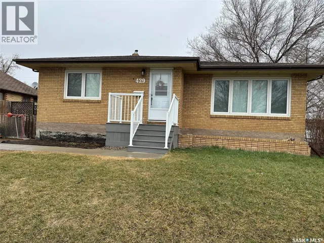 429 Third STREET, Estevan, Saskatchewan S4A0P1