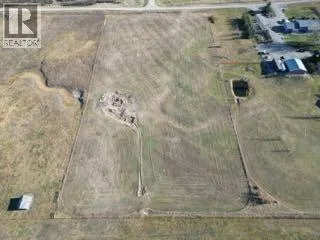 220 Centre Avenue, Leavitt, Alberta T0K0K0