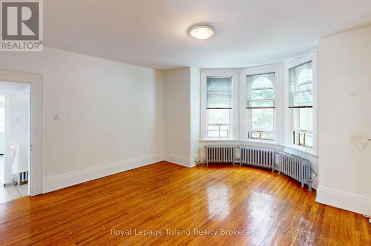 UPPER - 1BED - 52 WELLINGTON STREET S, Woodstock (Woodstock - South), Ontario N4S3H6