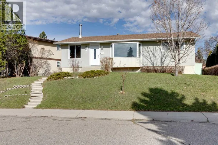 248 Huntcroft Road NE, Calgary, Alberta T2K4E2