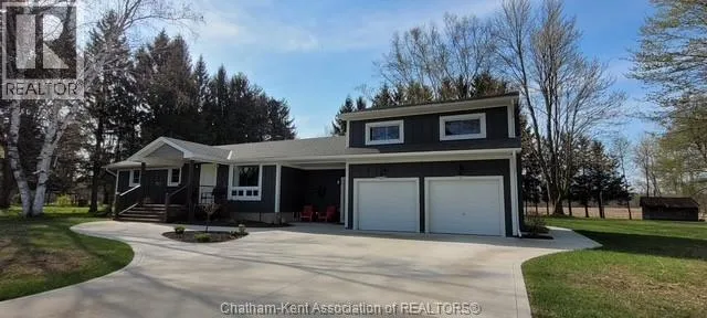 15198 ST. IGNATIUS LINE, Bothwell, Ontario N0P1C0