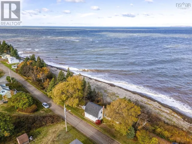 33 Lower Street, Morden, Nova Scotia B0P1C0