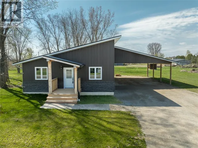 4589 VICTORIA STREET, Oil Springs, Ontario N0N1P0