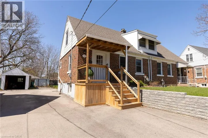 110 LORNE Crescent, Kitchener, Ontario N2M3Y5