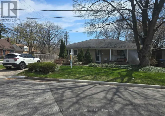 17 ARMSTRONG STREET, Brampton (Downtown Brampton), Ontario L6W1W7