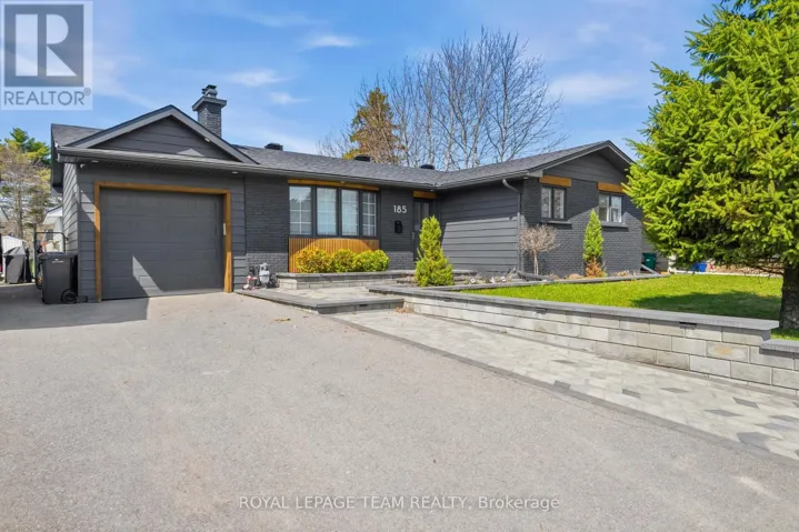 185 LACROIX AVENUE, Ottawa, Ontario K1E1K2