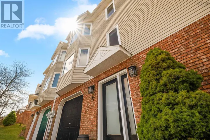 37 Royal Masts Way, Bedford, Nova Scotia B4A4B1