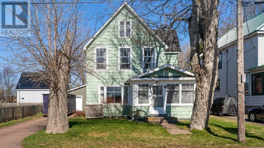 8 Robie Street, Amherst, Nova Scotia B4H2C6