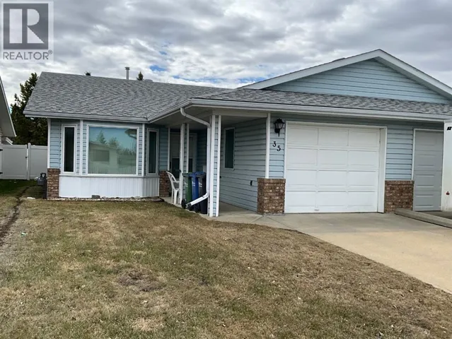 35 Ellis Street, Red Deer, Alberta T4R2C8
