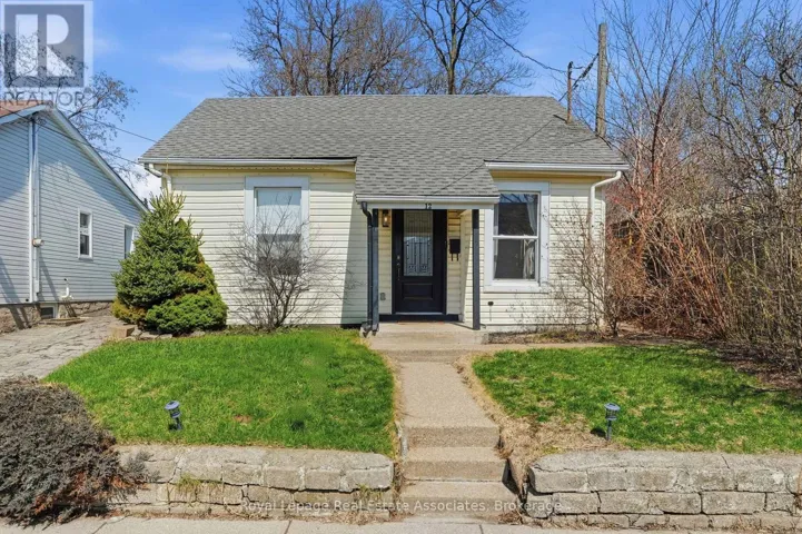 12 NELSON STREET, Hamilton (Strathcona), Ontario L8P1G3