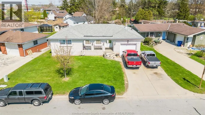 12 BENNIE AVENUE, Leamington, Ontario None