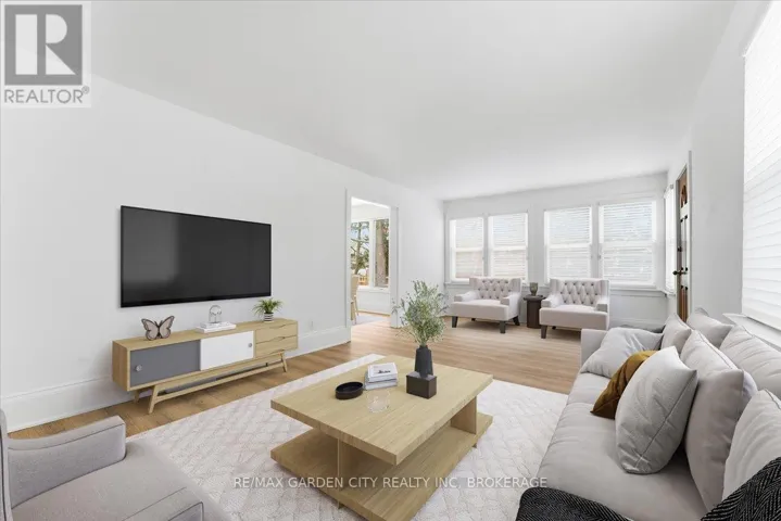 26 CHESTNUT STREET, Pelham (Fonthill), Ontario L3E0K3