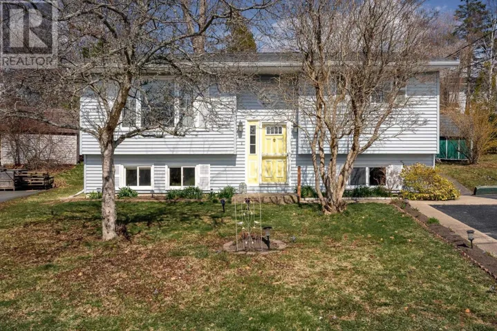 210 Churchill Downs Circle, Lower Sackville, Nova Scotia B4E2J7