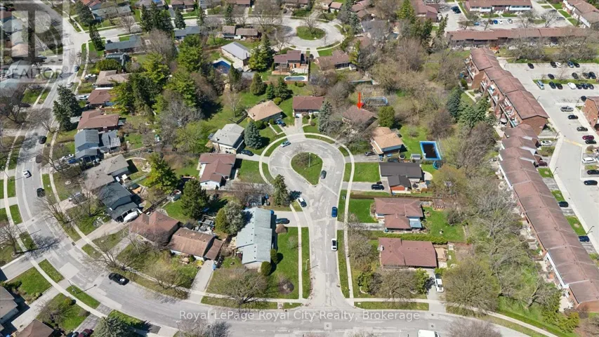 11 GREGORY PLACE, Guelph (Willow West/Sugarbush/West Acres), Ontario N1H6Y5