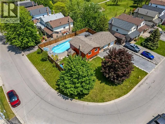 25 BURKE Drive, Caledonia, Ontario N3W1C3