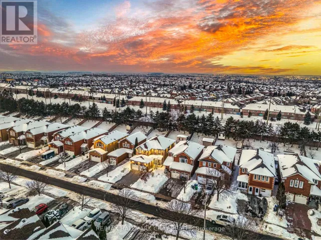 72 RAVENSCLIFFE COURT, Brampton (Northwood Park), Ontario L6X4N9