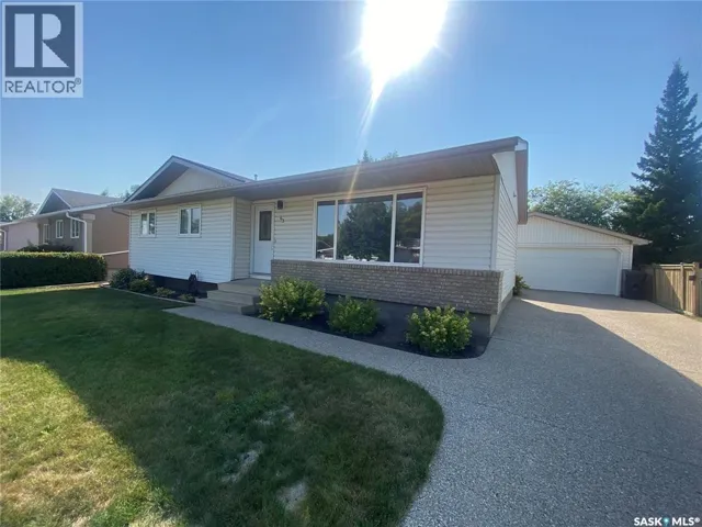 63 Collacott DRIVE, Yorkton, Saskatchewan S3N3E5