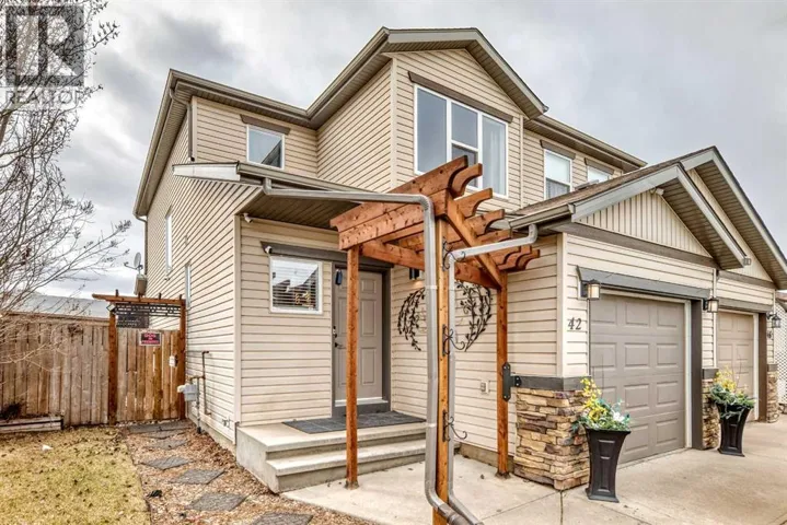 42 Jade Place, Red Deer, Alberta T4P0G1